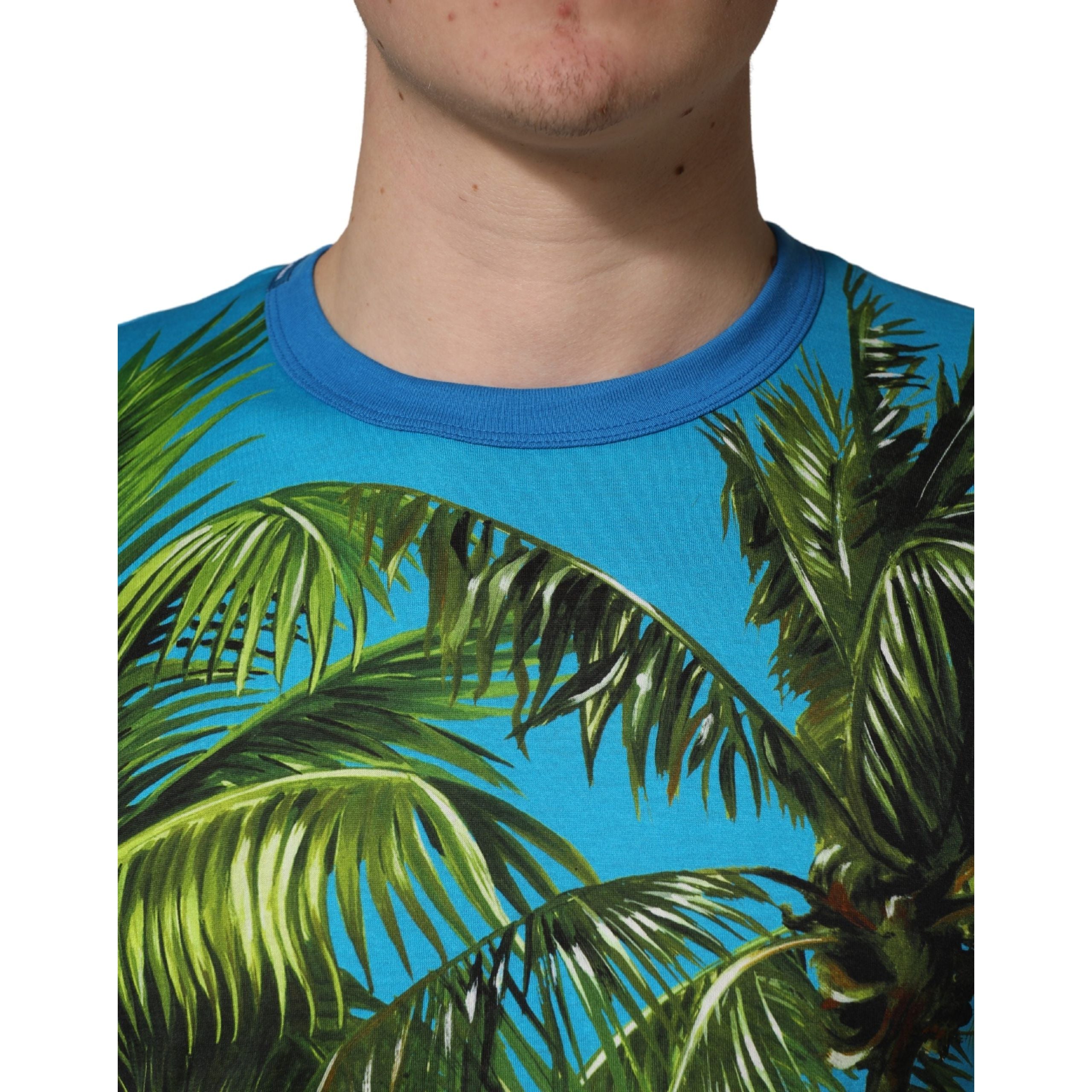 Tricou Dolce & Gabbana din bumbac cu decolteu la baza gâtului și imprimeu cu palmieri albastri