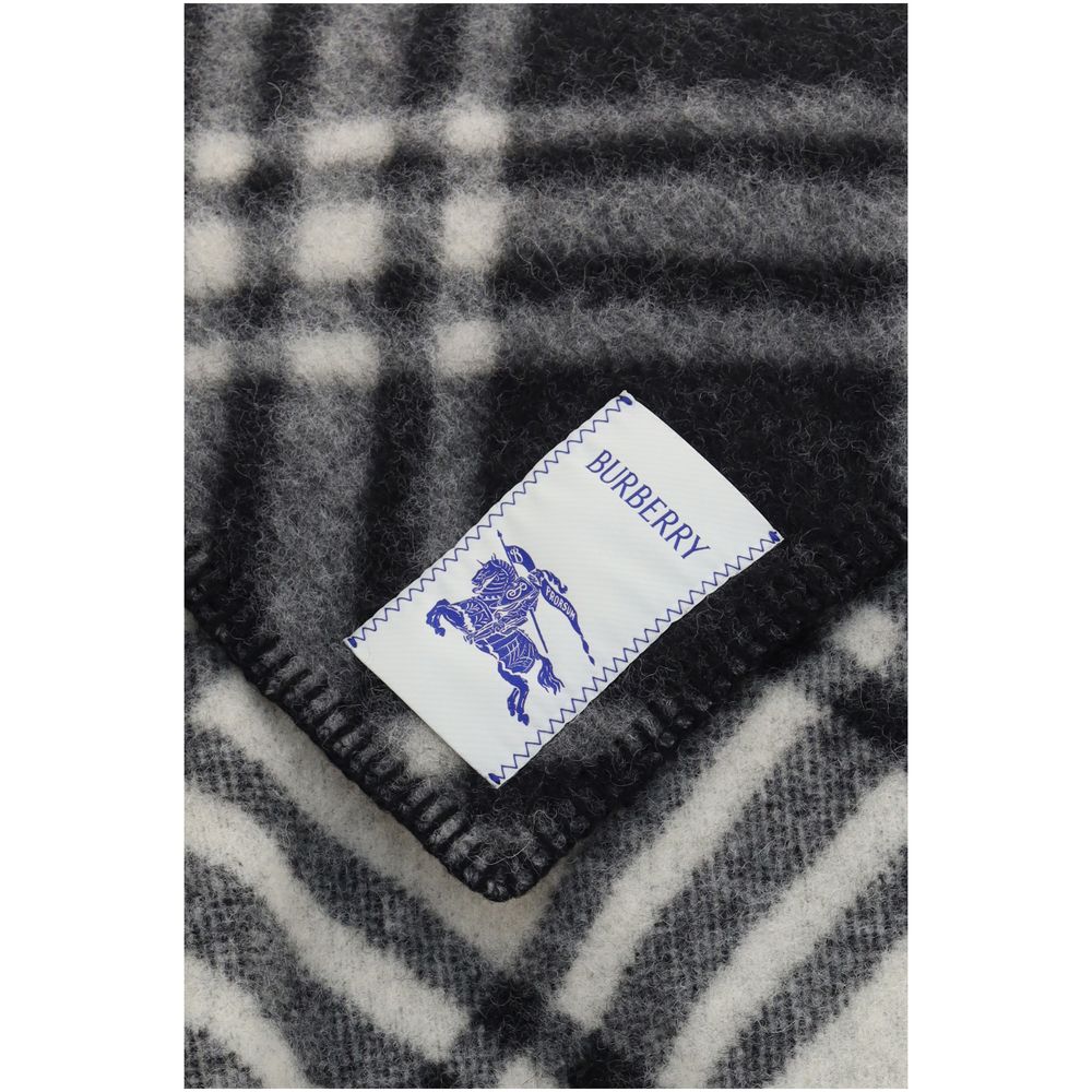 Fular Burberry din lână gri