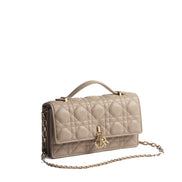 Geantă clutch Dior bej din piele