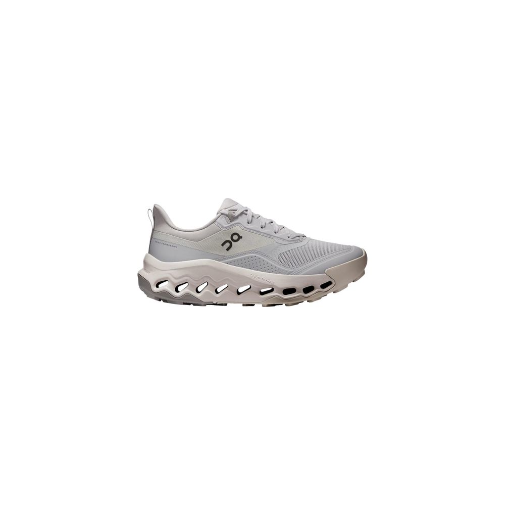 Sneakers On Running Gri