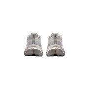 Sneakers On Running Gri