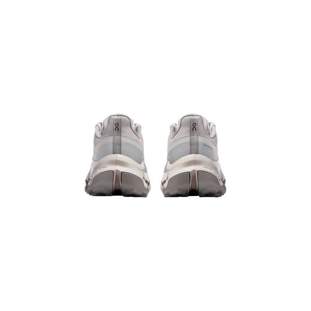 Sneakers On Running Gri