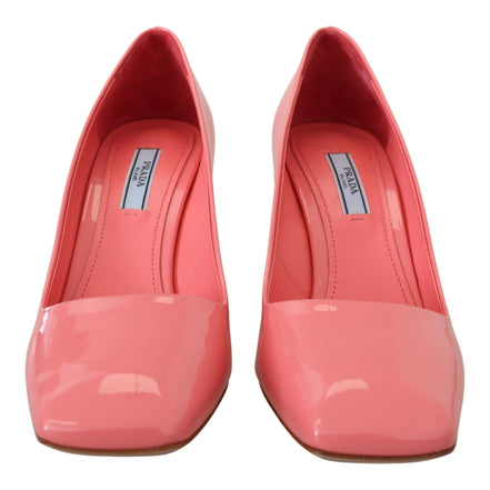 Pantofi Prada clasici, stil block heel, din piele lăcuită, roz