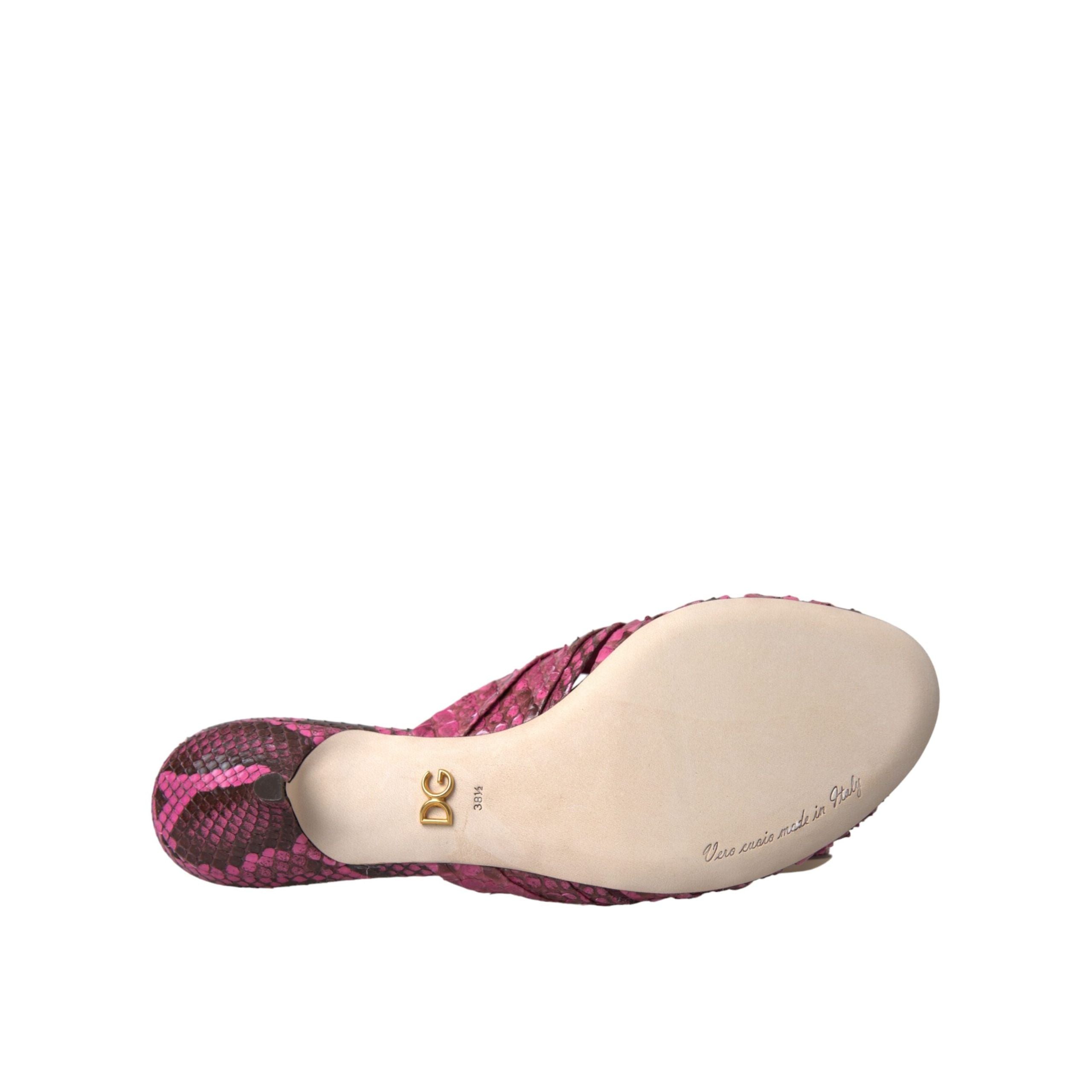 Papuci Dolce & Gabbana cu toc mic, din piele exotică roz