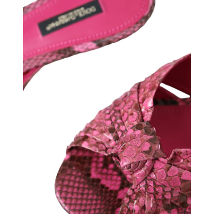 Papuci Dolce & Gabbana cu toc mic, din piele exotică roz