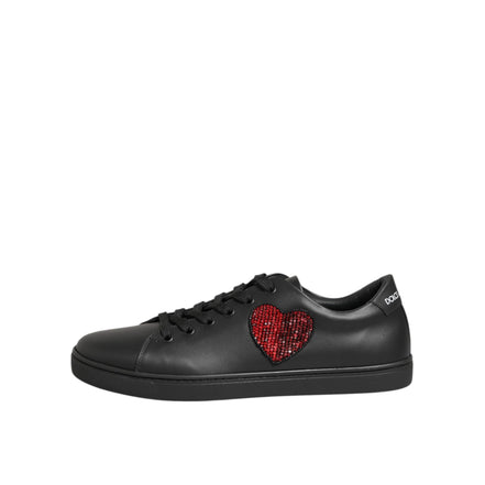 Adidași Dolce & Gabbana din piele neagră cu inimă de cristal