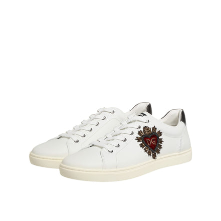 Adidași Dolce & Gabbana din piele albă, cu aplicații inimioară