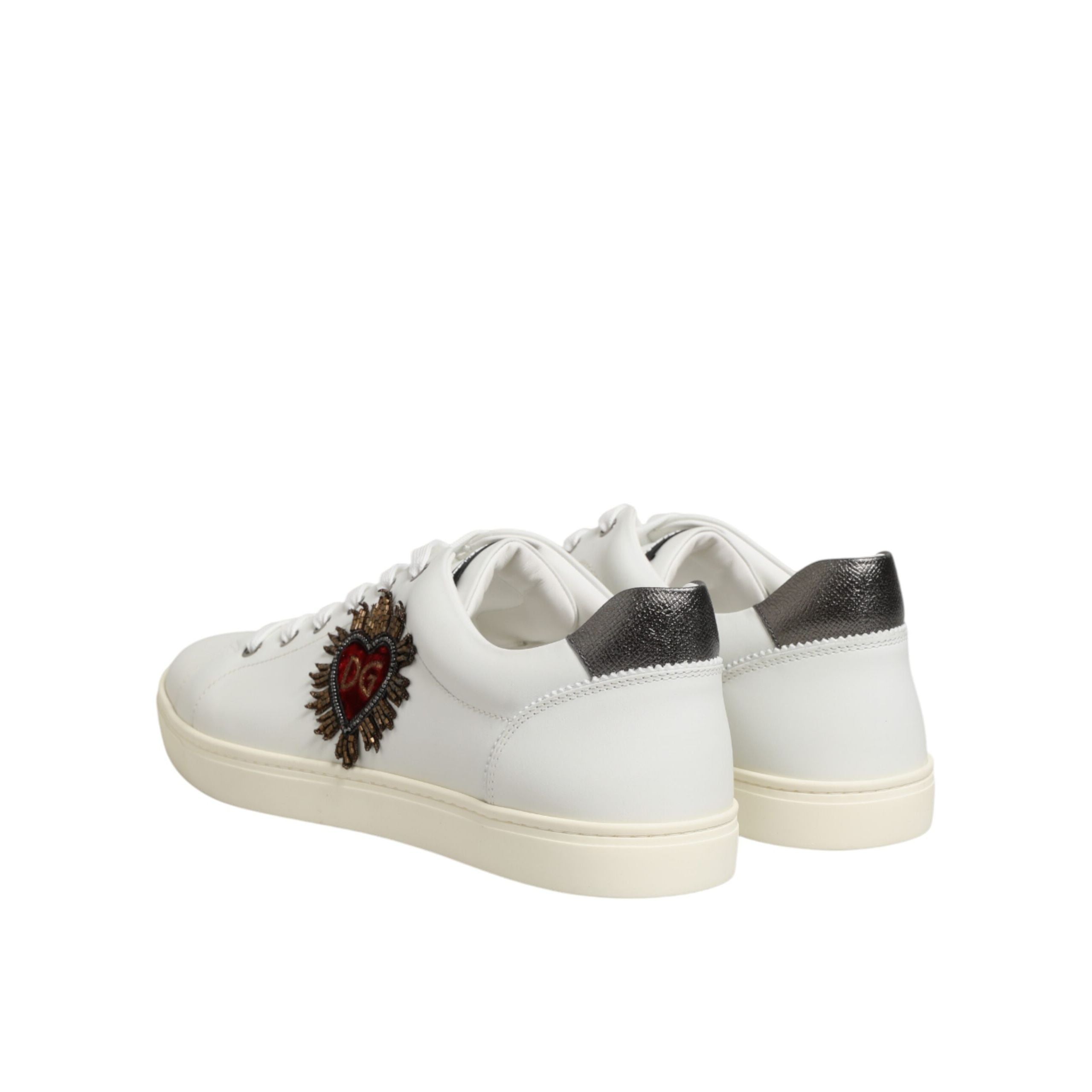 Adidași Dolce & Gabbana din piele albă, cu aplicații inimioară