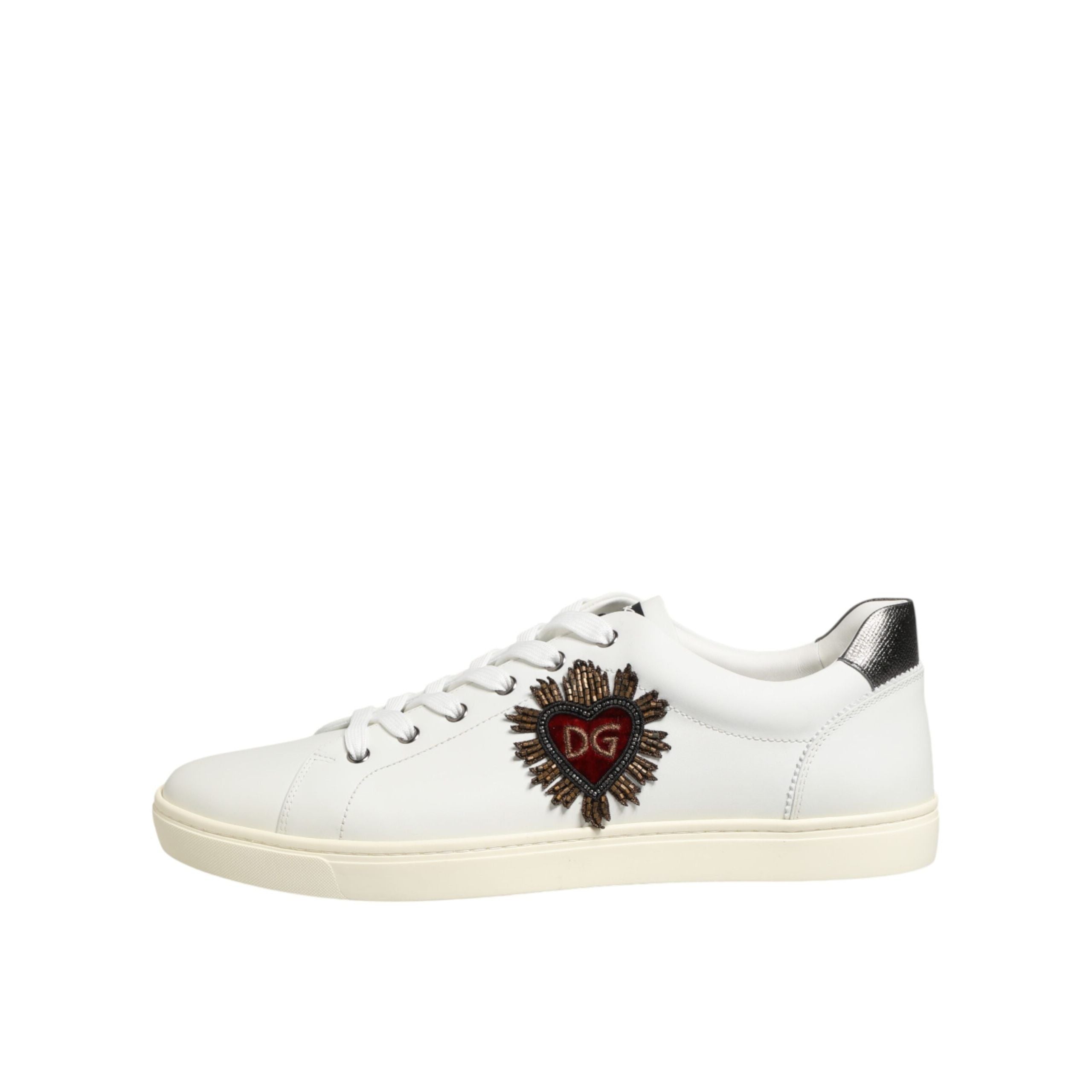 Adidași Dolce & Gabbana din piele albă, cu aplicații inimioară