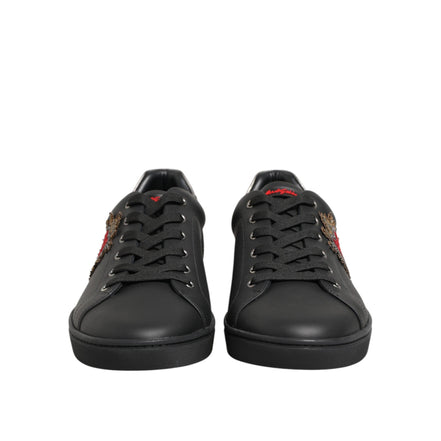 Adidași Dolce & Gabbana din piele neagră cu aplicații inimioară