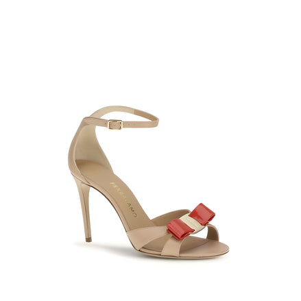 Sandale Ferragamo cu toc Stiletto bej