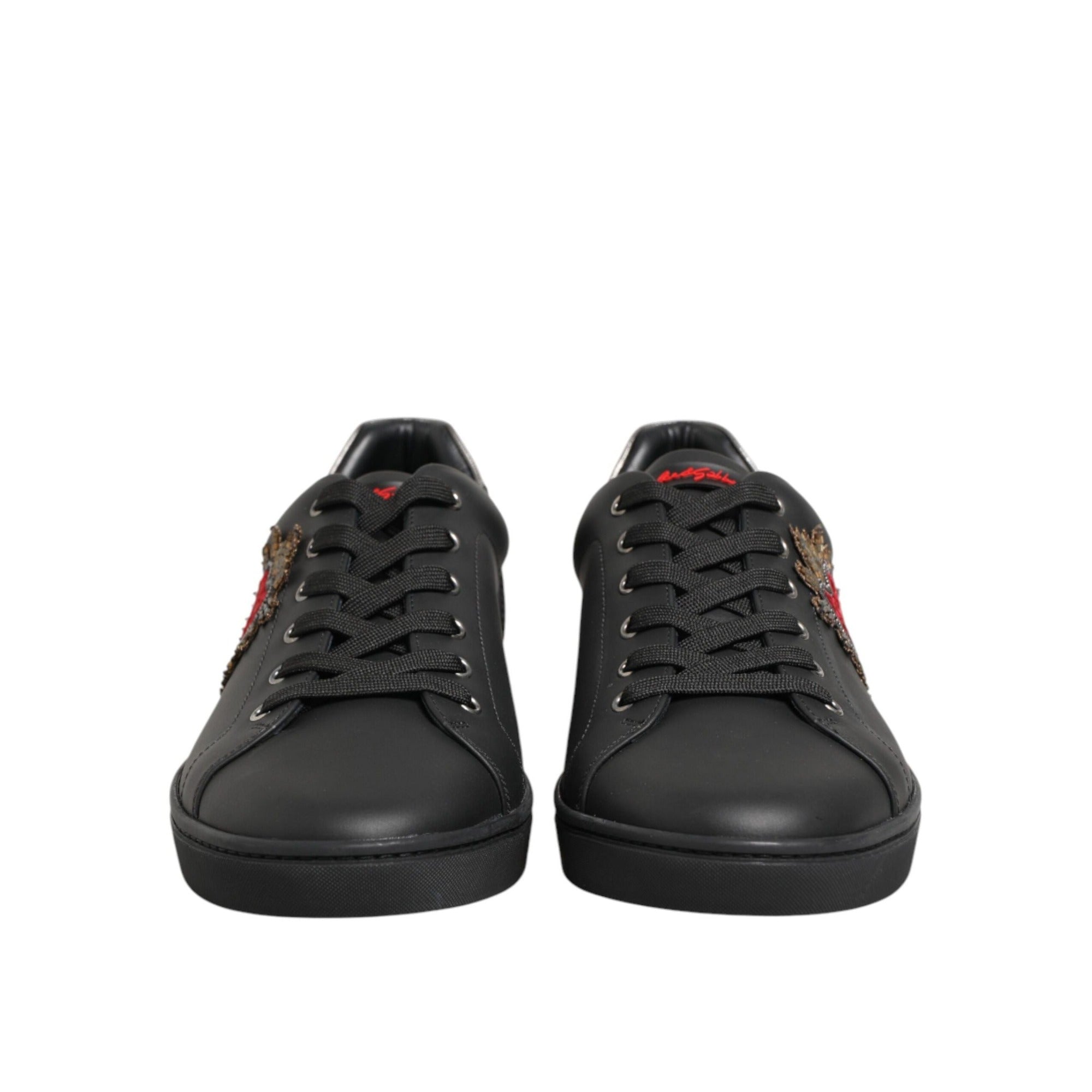 Adidași Dolce & Gabbana din piele neagră cu aplicații inimioară