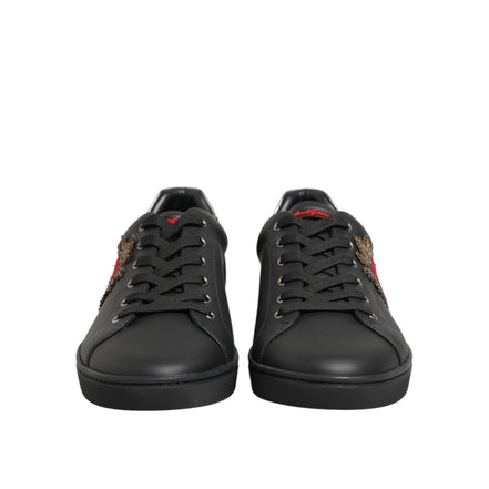 Adidași Dolce & Gabbana din piele neagră cu aplicații inimioară
