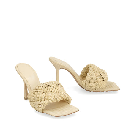 Bottega Veneta Saboți bej din rafie