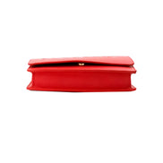 Geantă crossbody Burberry Hampshire Small, din piele netedă roșie, cu logo embosat