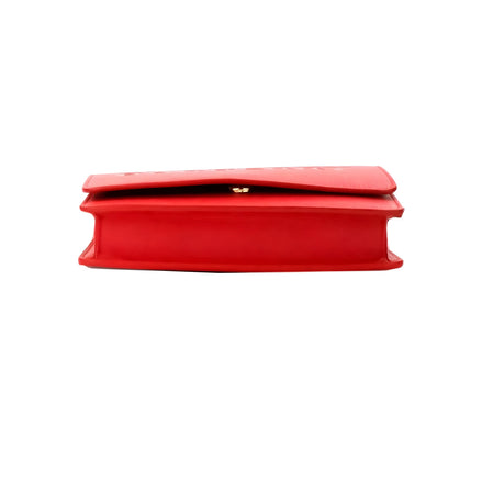 Geantă crossbody Burberry Hampshire Small, din piele netedă roșie, cu logo embosat