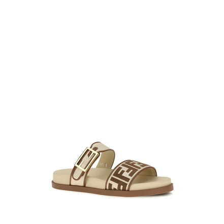 Sandale Fendi plate din rafie maro