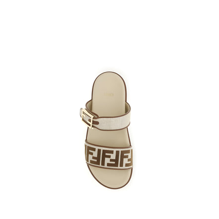 Sandale Fendi plate din rafie maro