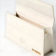 Geantă de mână Jacquemus Ivory Cocco Le Grand Bambino