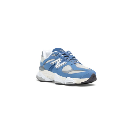 New Balance Blue Synthetic Sneakers