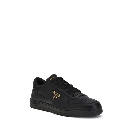 Adidași joși Prada din piele de vițel neagră