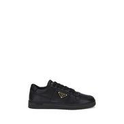 Sneakers low top Prada negri din piele