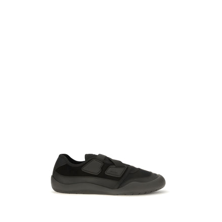 Sneakers low top Prada negri din nailon