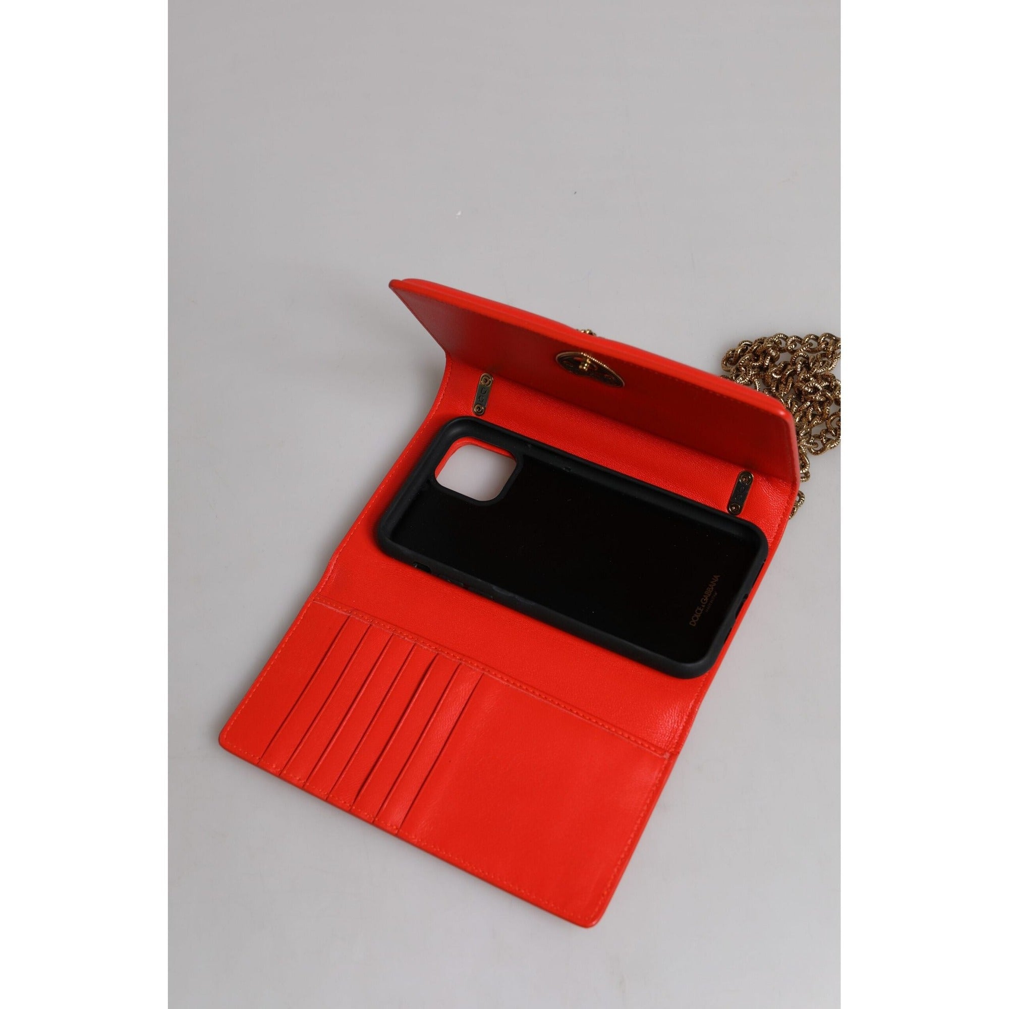 Geantă tip poșetă cu husă pentru telefon Dolce & Gabbana Red Quilted Devotion Crossbody Chain